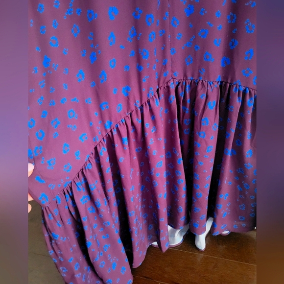 LaRoque Original dress - Picture 2 of 8